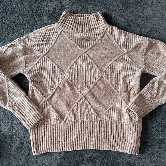 Velvet Soft Chunky Knit Tan Turtleneck Sweater / Women's Small - Picture 2 of 10